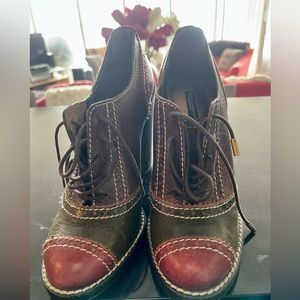 Dolce and Gabanna High Heeled Tie-Up shoes